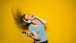 11 EASY TIPS TO MAKE YOUR LIFE A LITTLE BETTER